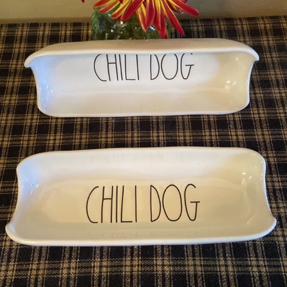 🛍️SALE🛍️Rae Dunn Chili Dog Holders - Picture 3 of 8
